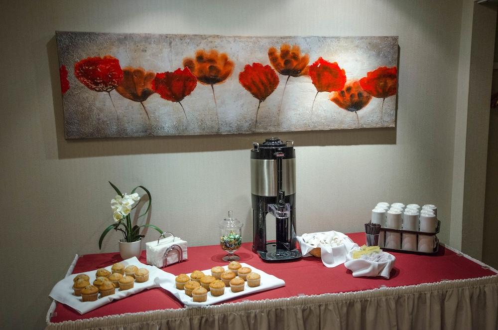 Hotel Welcominns Бушервил Екстериор снимка