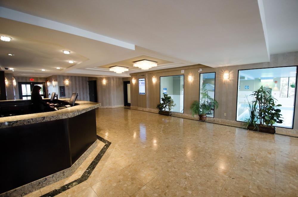 Hotel Welcominns Бушервил Екстериор снимка