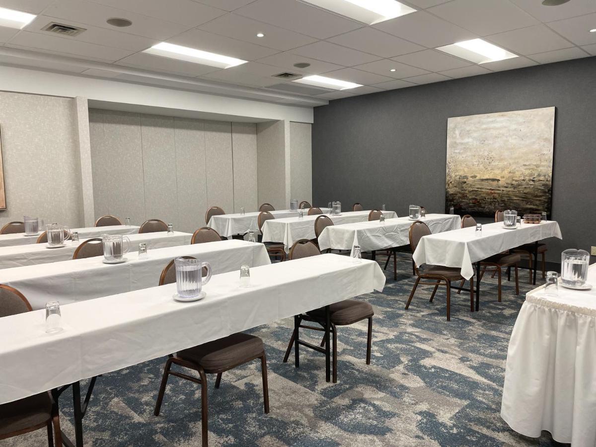 Hotel Welcominns Бушервил Екстериор снимка
